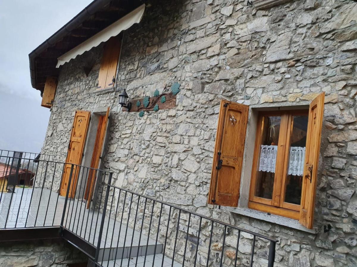 Rustico Lago Di Como B&B Barna Exterior foto